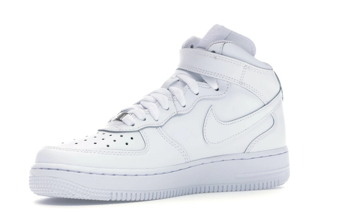 Vue 16 de Nike Air Force 1 Mid White (GS)