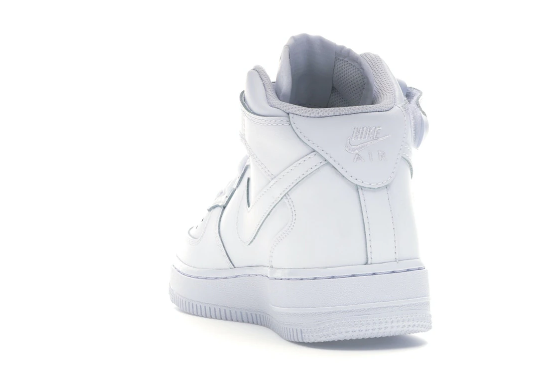 Vue 26 de Nike Air Force 1 Mid White (GS)