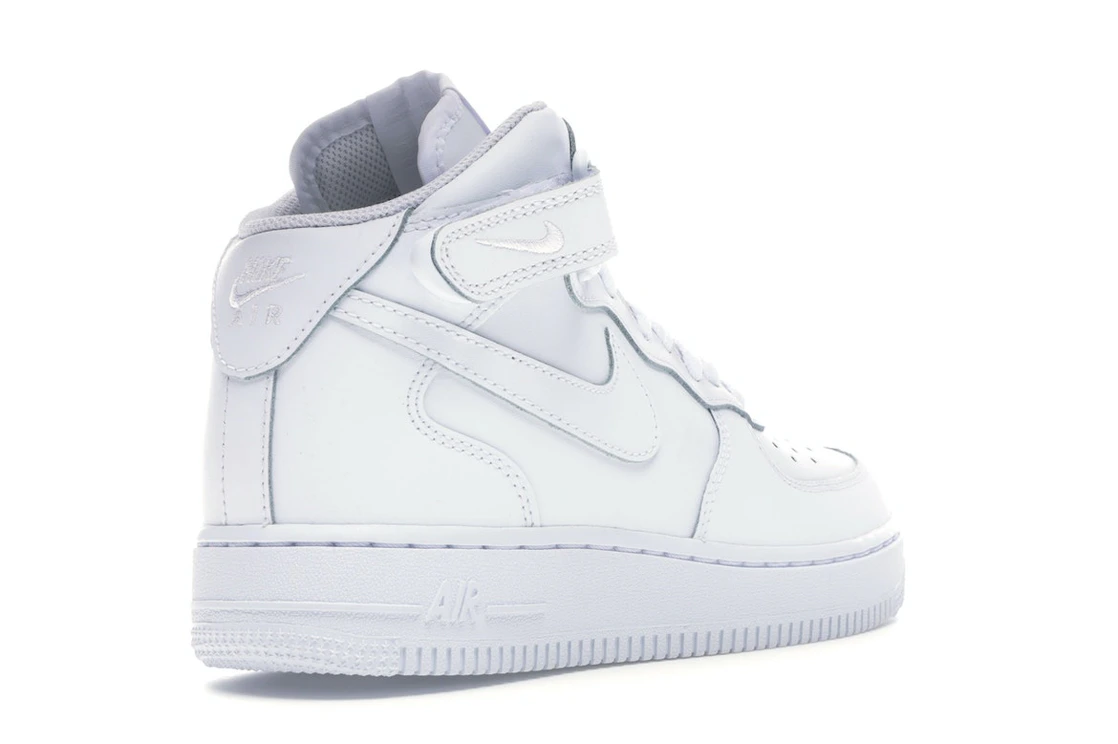 Vue 32 de Nike Air Force 1 Mid White (GS)