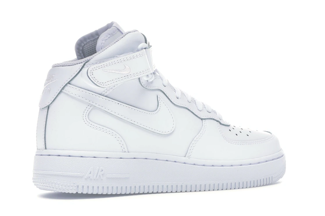 Vue 34 de Nike Air Force 1 Mid White (GS)