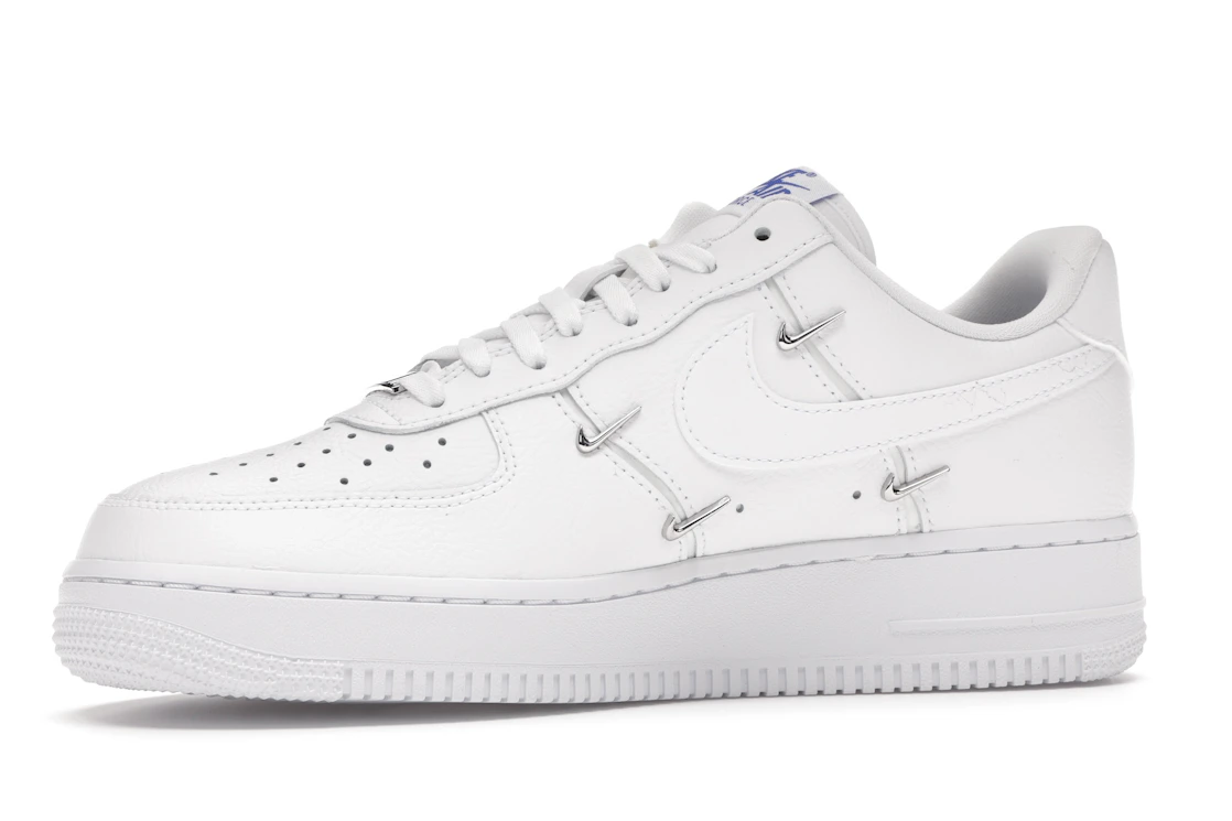 Vue 17 de Nike Air Force 1 LX White 