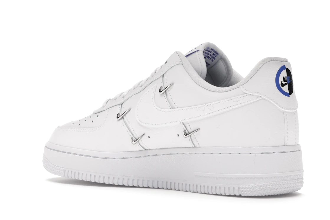 Vue 23 de Nike Air Force 1 LX White 