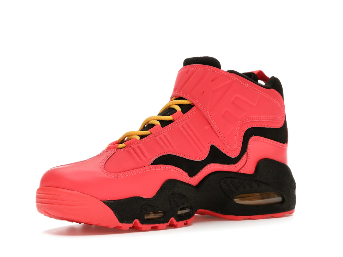 Vue 15 de Nike Air Griffey Max 1 Black Laser Crimson