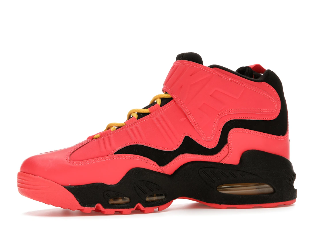 Vue 17 de Nike Air Griffey Max 1 Black Laser Crimson