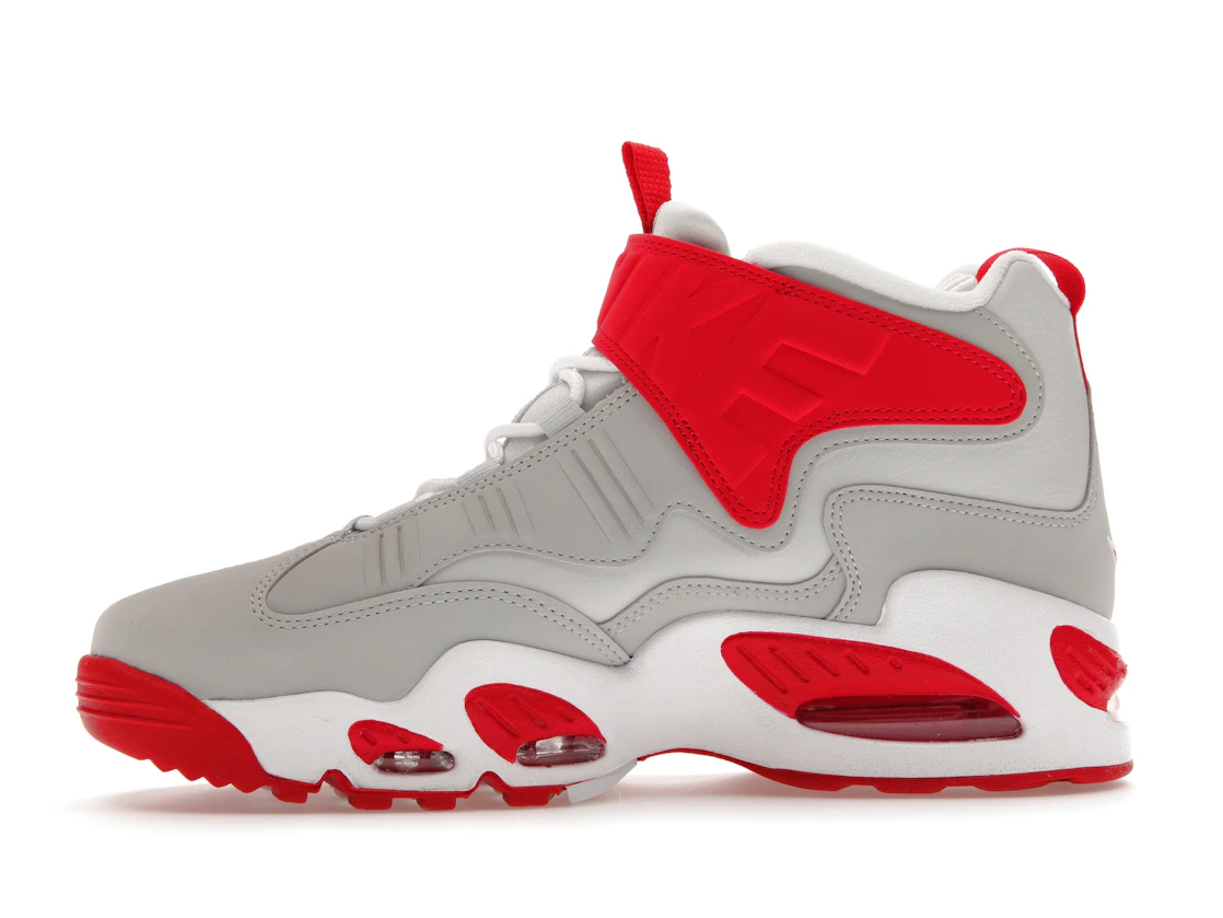 Vue 18 de Nike Air Griffey Max 1 Cincinnati Reds (2023)