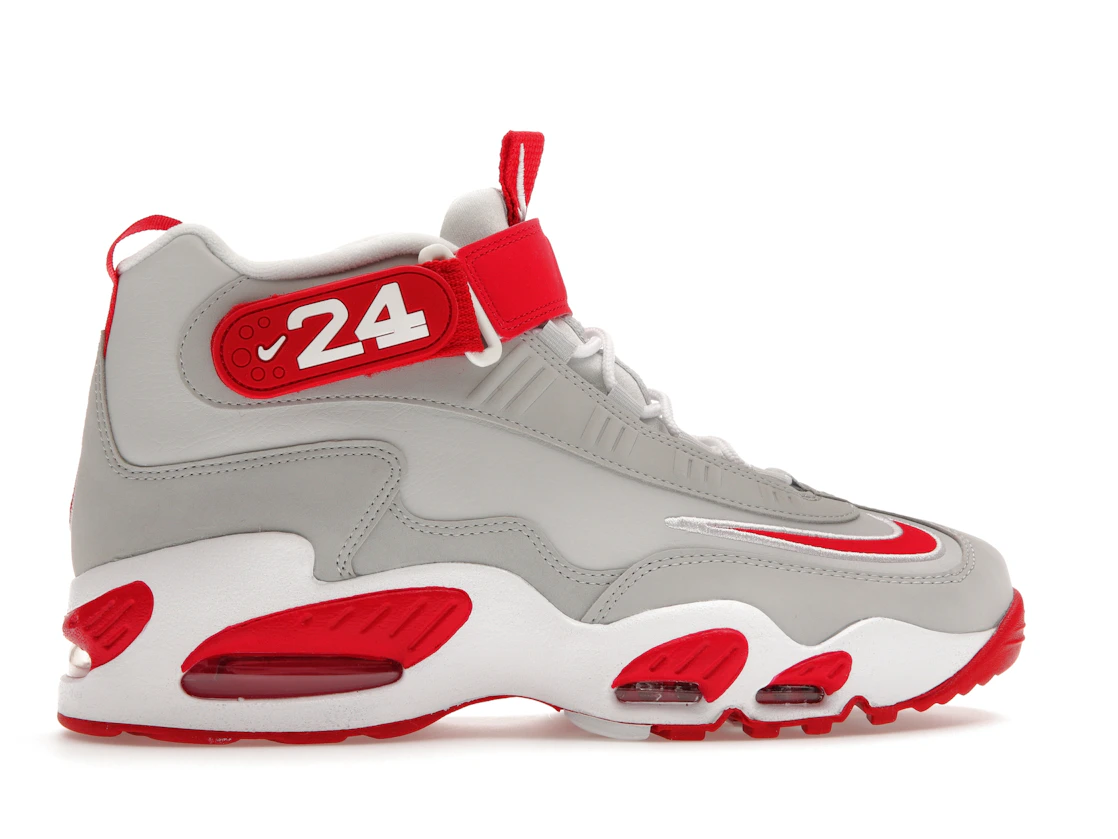 Vue 36 de Nike Air Griffey Max 1 Cincinnati Reds (2023)