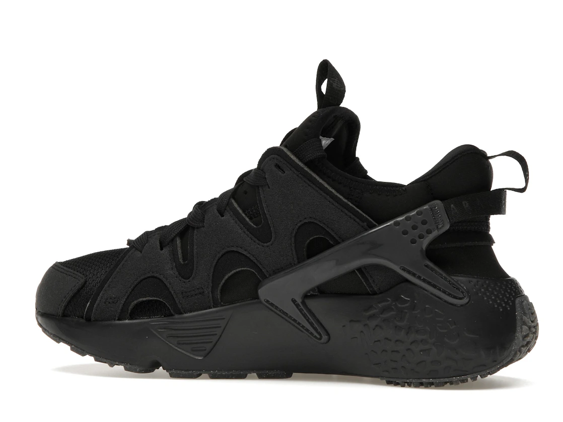 Vue 21 de Nike Air Huarache Craft Triple Black 