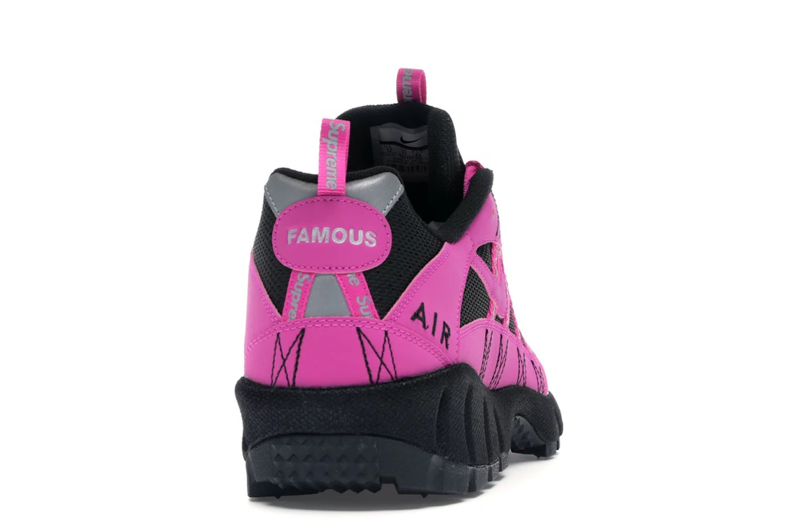 Vue 29 de Nike Air Humara 17 Supreme Fire Pink
