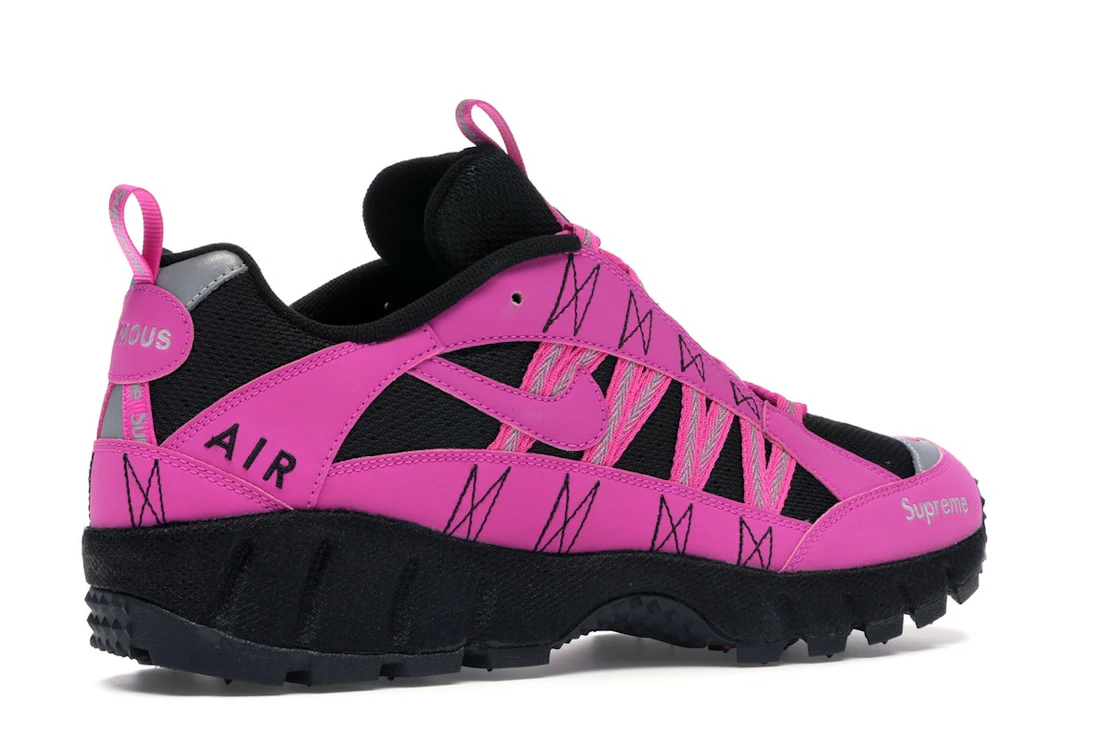 Vue 34 de Nike Air Humara 17 Supreme Fire Pink