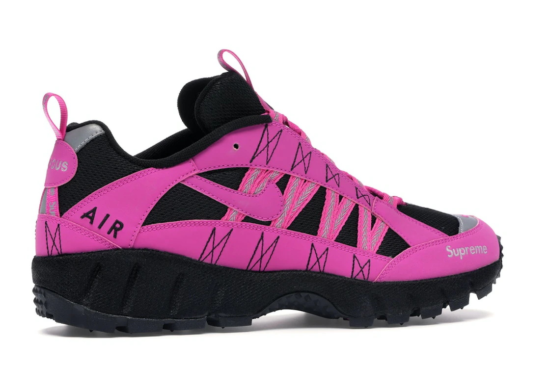 Vue 35 de Nike Air Humara 17 Supreme Fire Pink