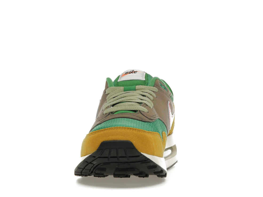 Vue 11 de Nike Air Max 1 '86 PRM Powerwall BRS
