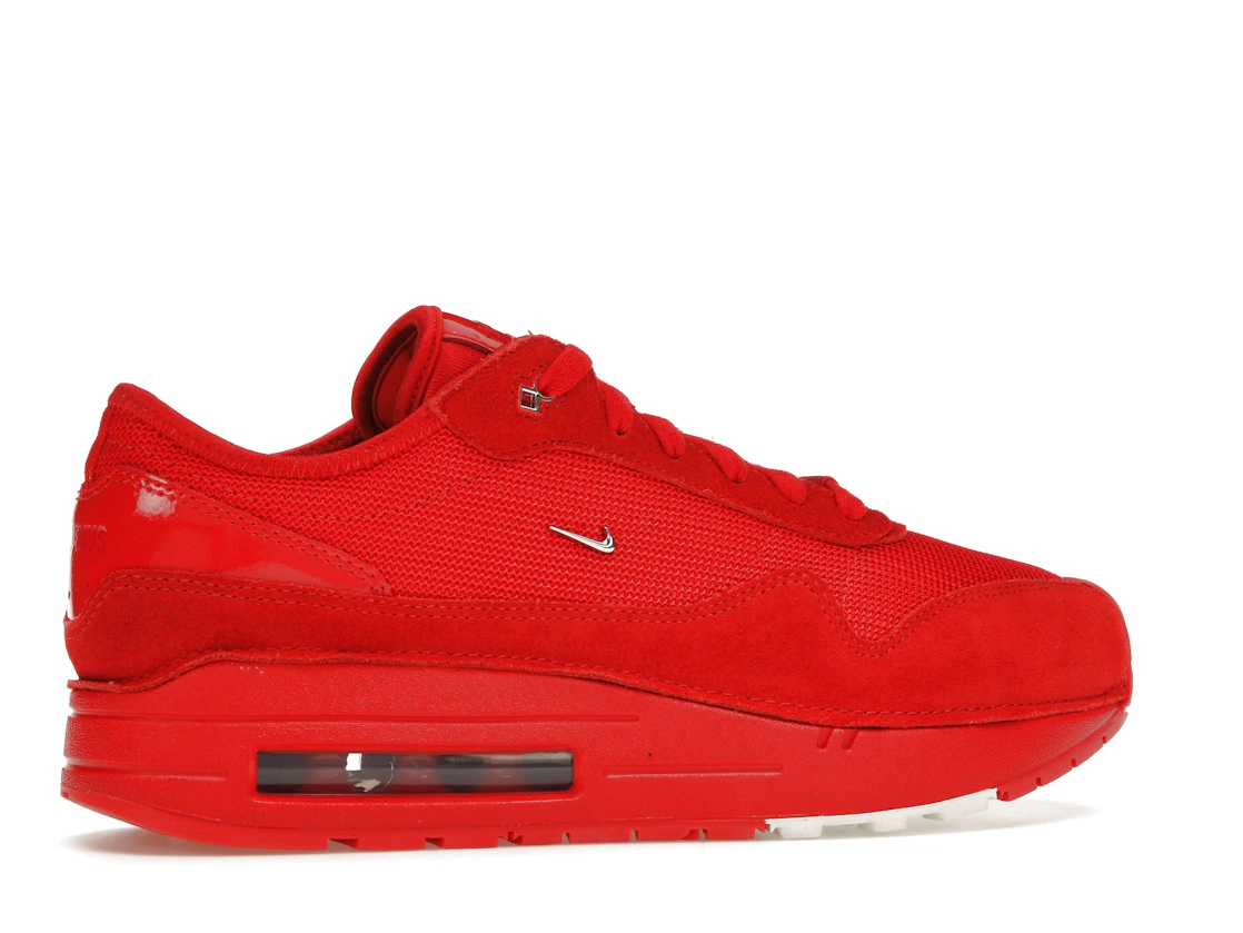 Vue 35 de Nike Air Max 1 '86 Jacquemus Mystic Red 