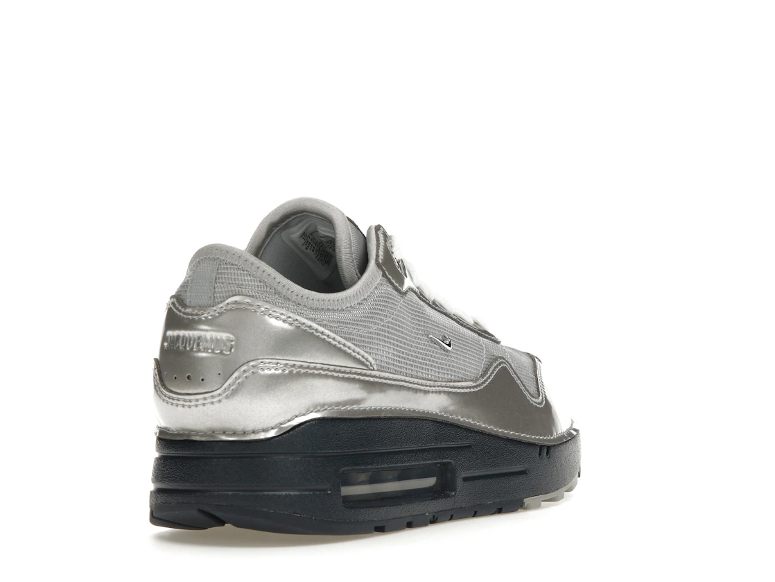 Vue 31 de Nike Air Max 1 '86 Jacquemus Silver 