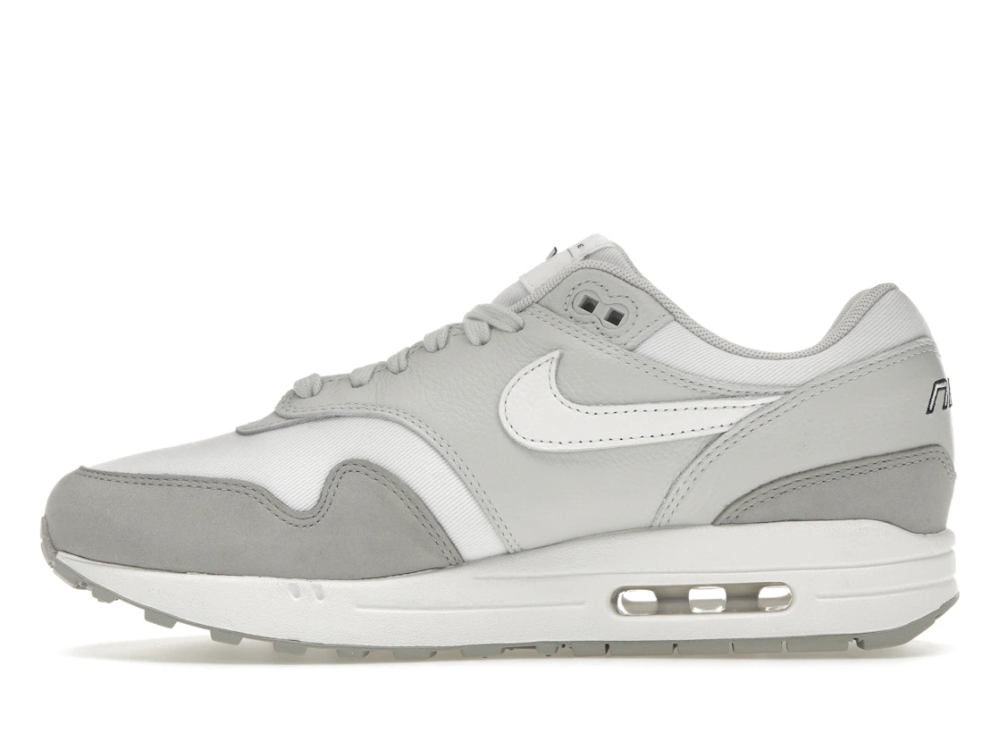 Vue 19 de Nike Air Max 1 '87 LX Light Smoke Grey 