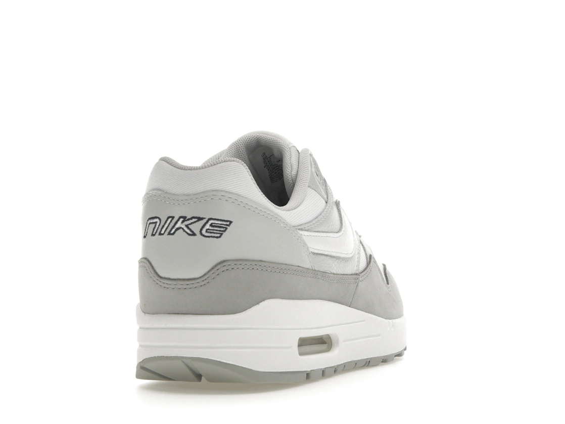 Vue 30 de Nike Air Max 1 '87 LX Light Smoke Grey 
