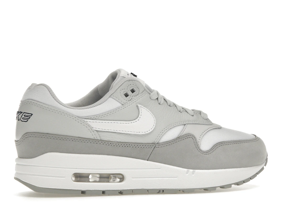 Vue 35 de Nike Air Max 1 '87 LX Light Smoke Grey 