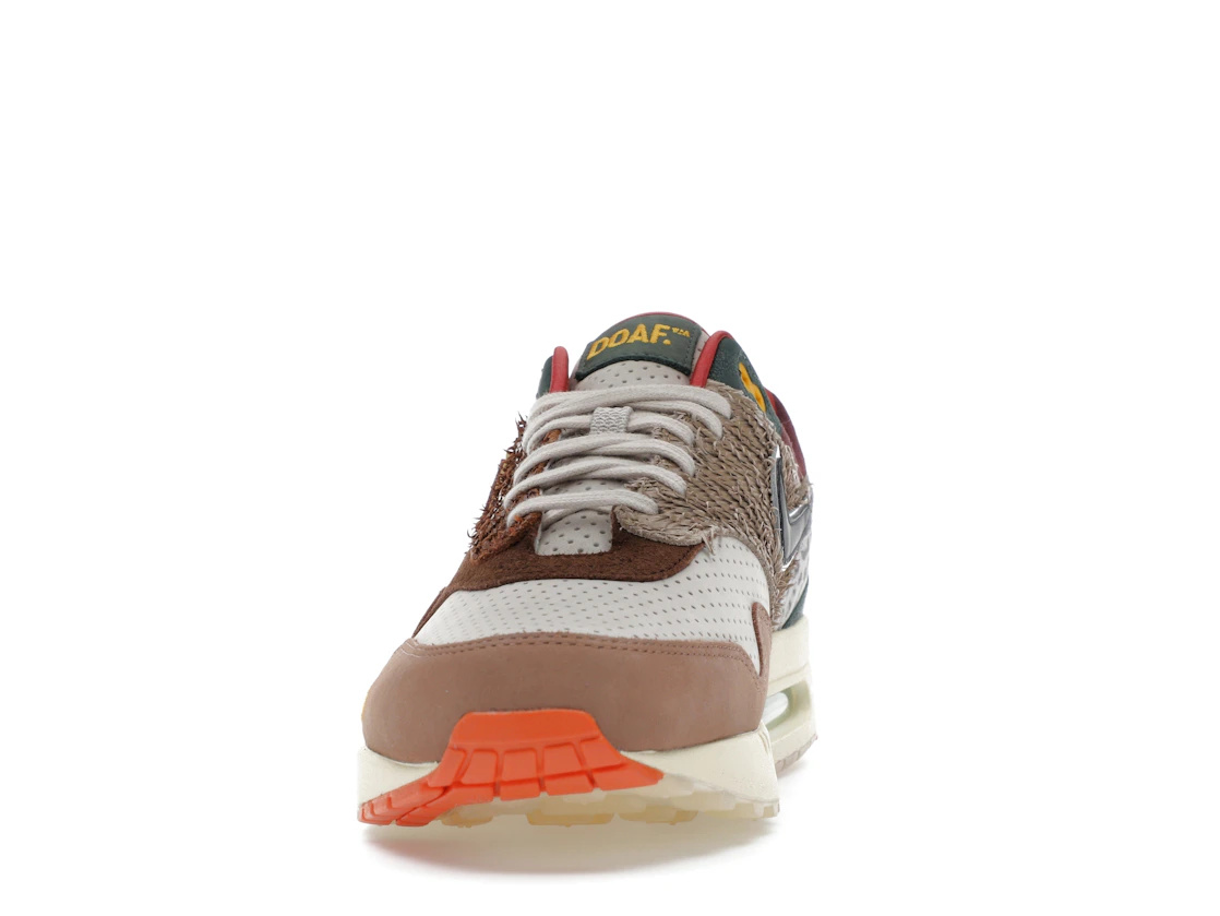 Vue 11 de Nike Air Max 1 '87 Luxe University of Oregon PE (2024) (Numbered)