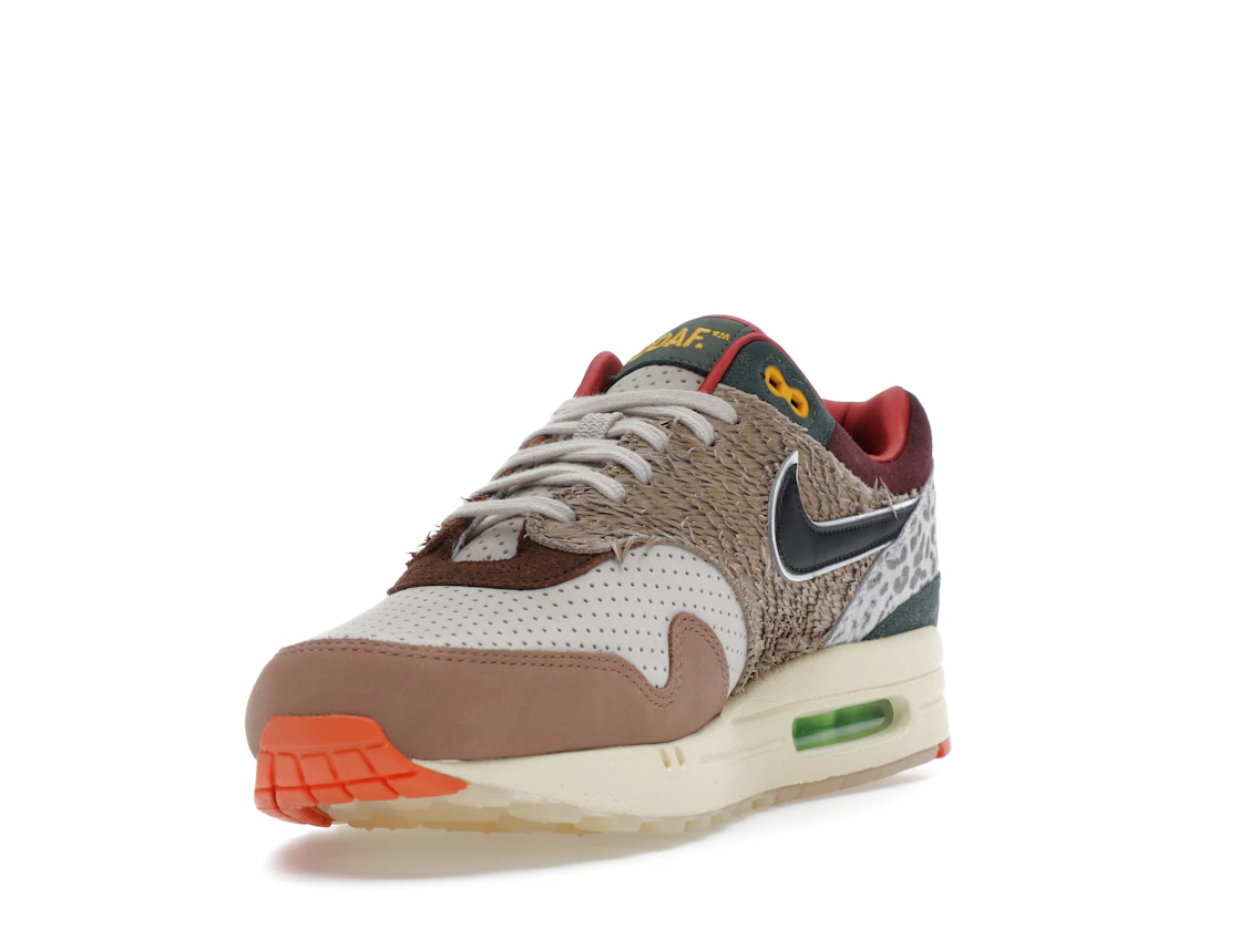 Vue 13 de Nike Air Max 1 '87 Luxe University of Oregon PE (2024) (Numbered)