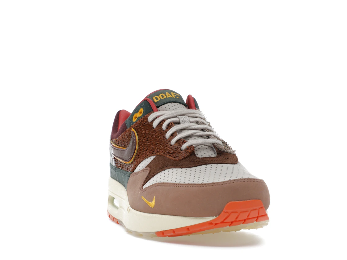 Vue 8 de Nike Air Max 1 '87 Luxe University of Oregon PE (2024) (Numbered)