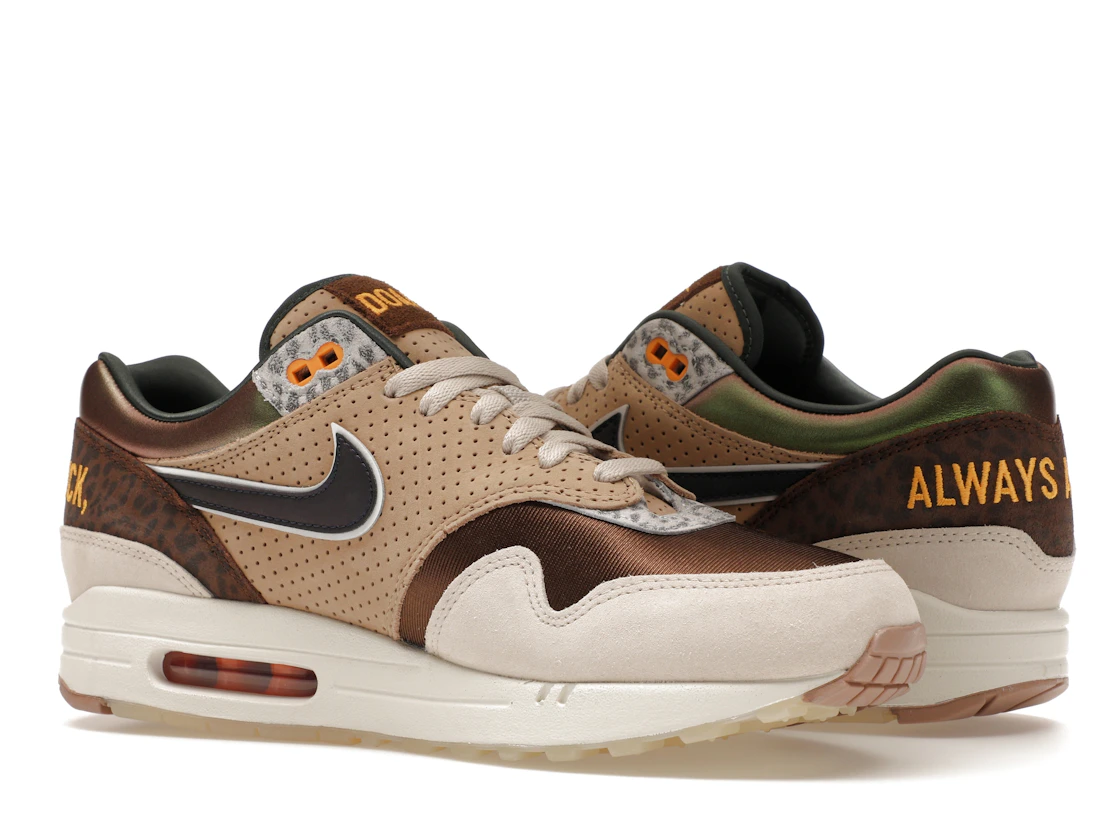 Vue 22 de Nike Air Max 1 '87 Premium University of Oregon PE (2024)