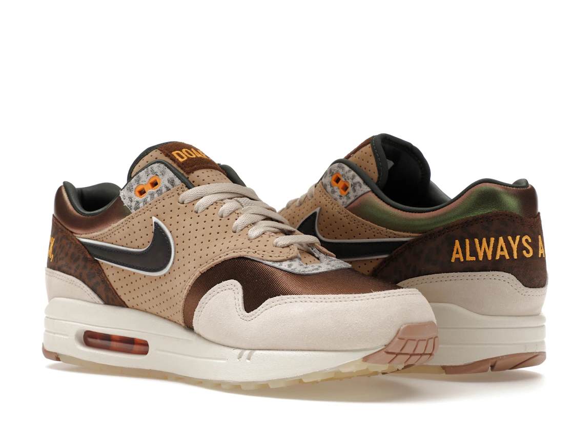 Vue 23 de Nike Air Max 1 '87 Premium University of Oregon PE (2024)