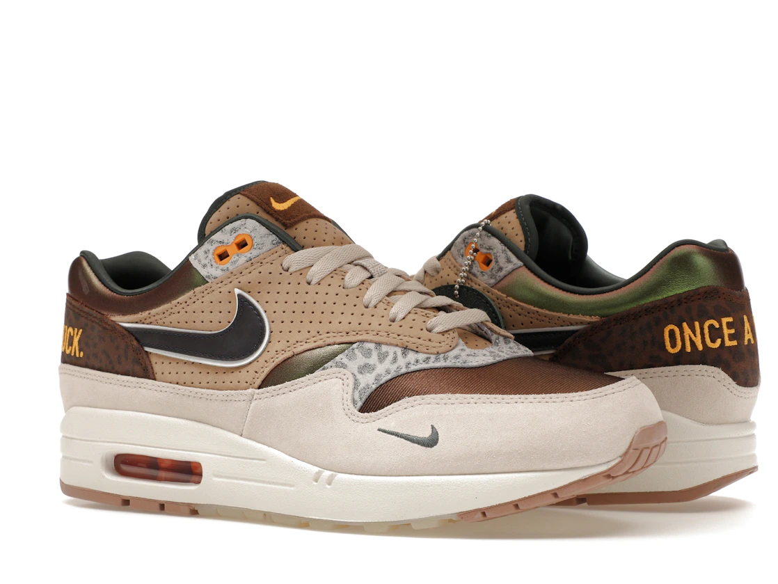 Vue 4 de Nike Air Max 1 '87 Premium University of Oregon PE (2024)
