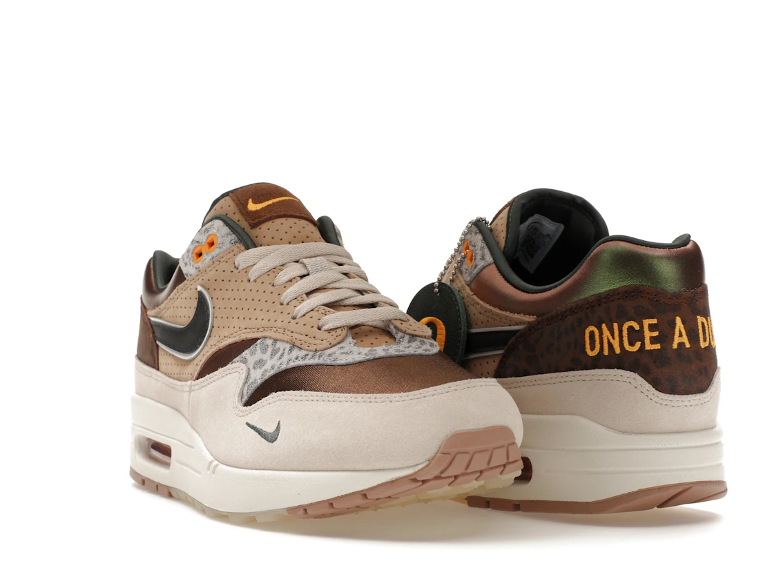Vue 7 de Nike Air Max 1 '87 Premium University of Oregon PE (2024)