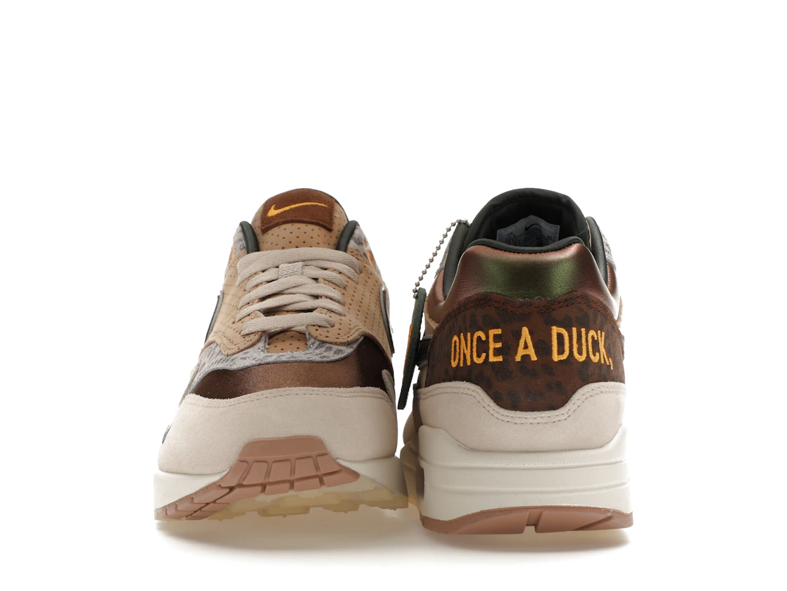 Vue 10 de Nike Air Max 1 '87 Premium University of Oregon PE (2024)