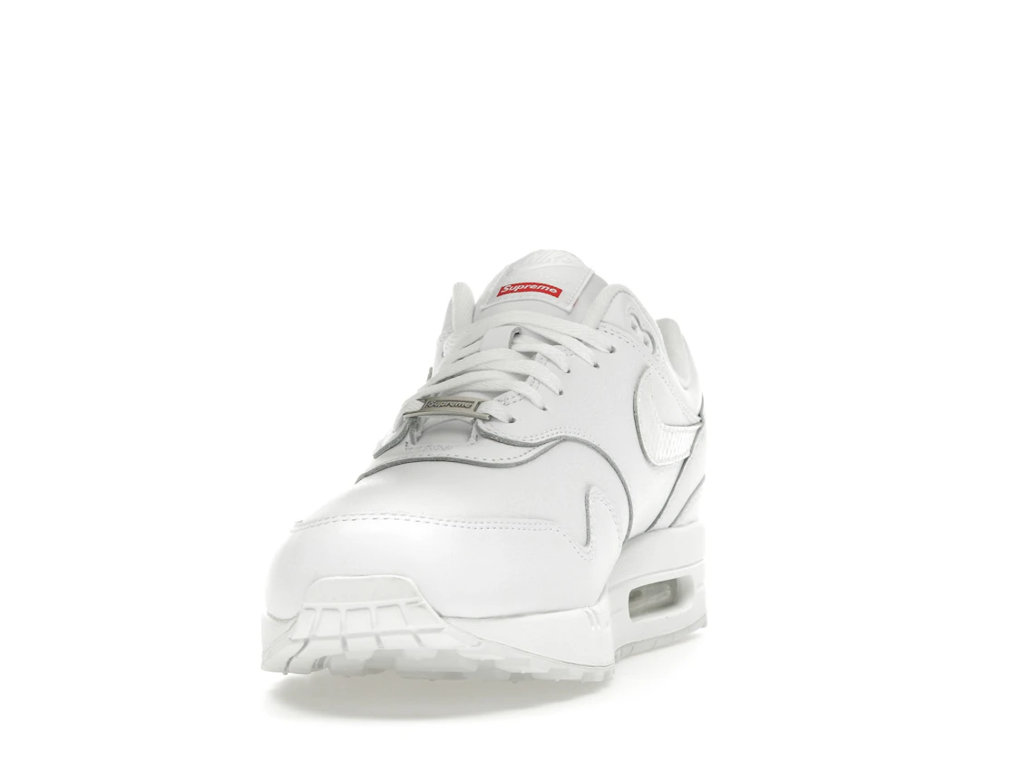 Vue 12 de Nike Air Max 1 '87 SP Supreme Triple White