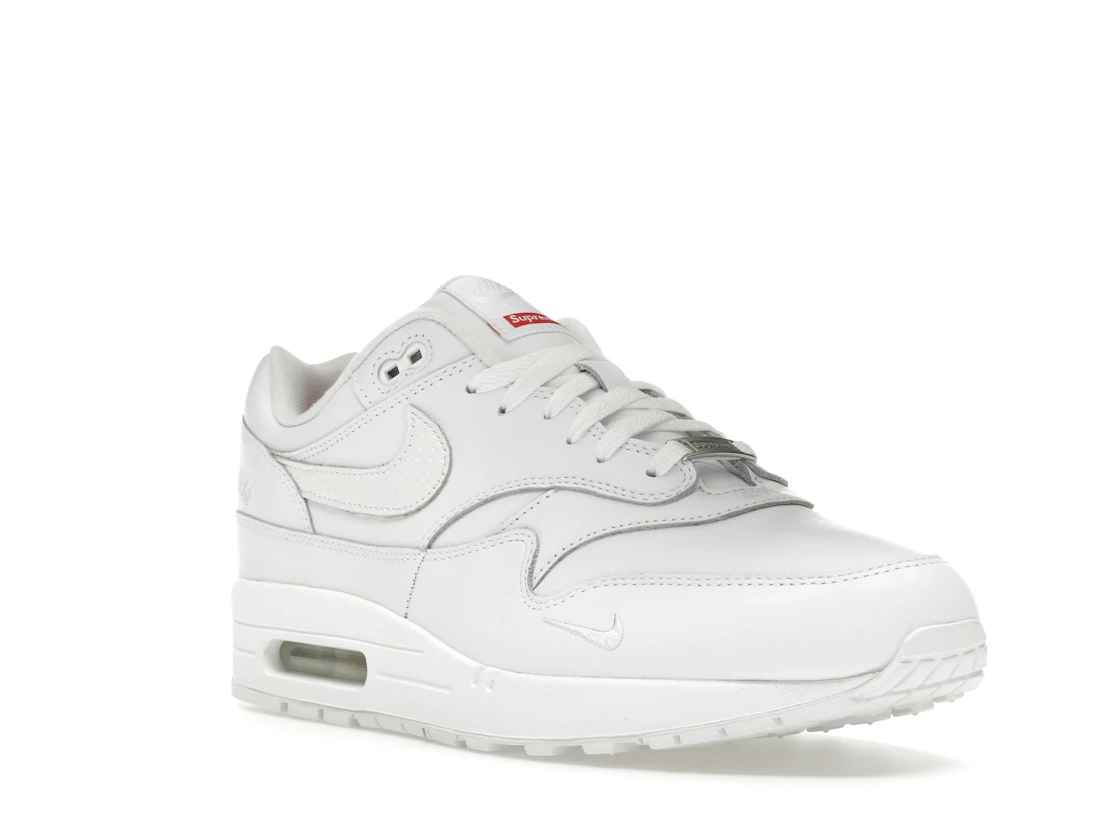 Vue 6 de Nike Air Max 1 '87 SP Supreme Triple White