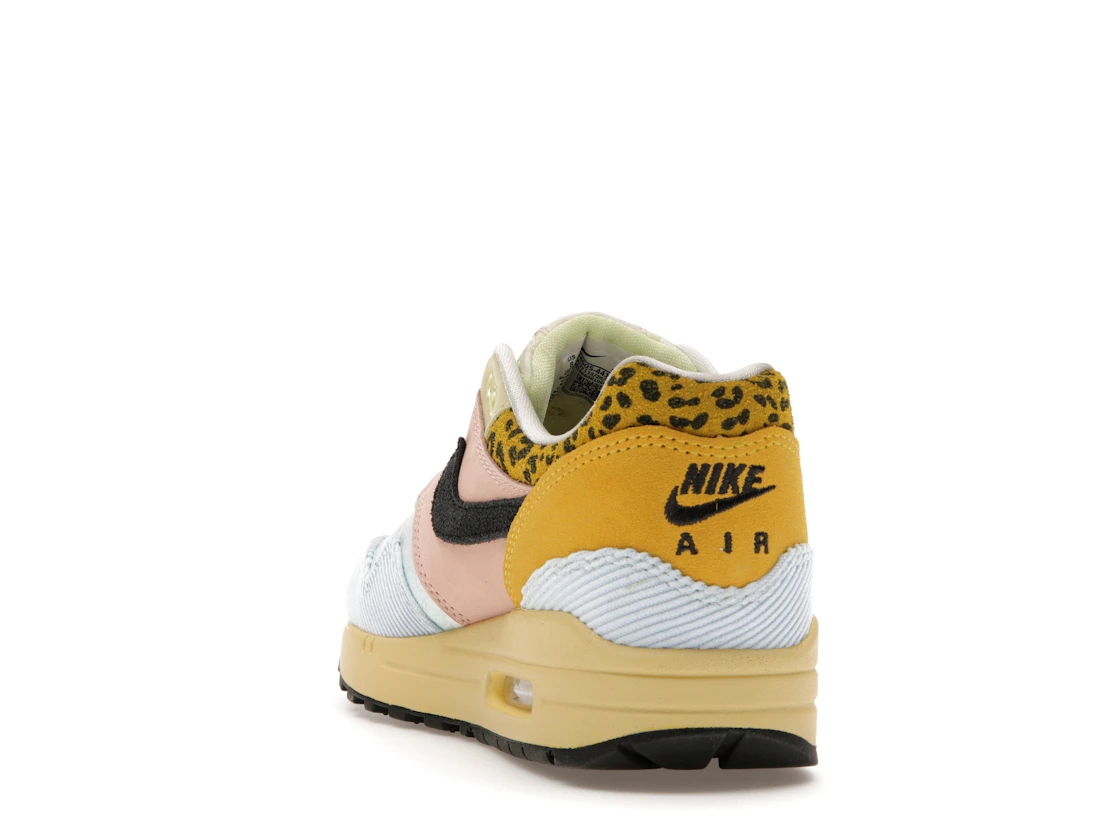 Vue 26 de Nike Air Max 1 '87 Great Indoors Corduroy 