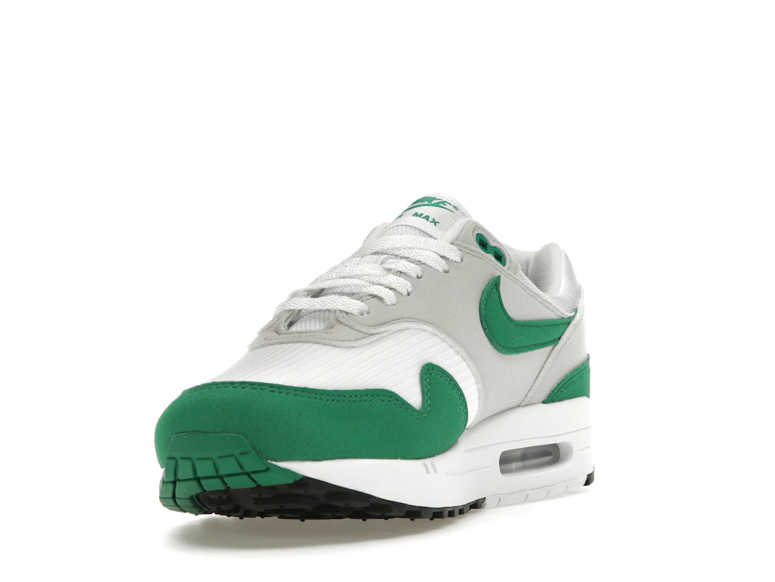 Vue 13 de Nike Air Max 1 '87 Malachite 