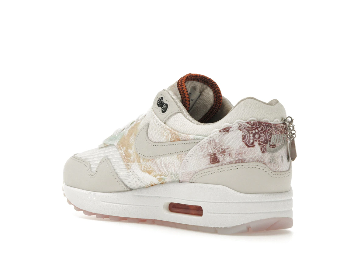 Vue 24 de Nike Air Max 1 '87 Metal Charms Phantom Mint Foam 