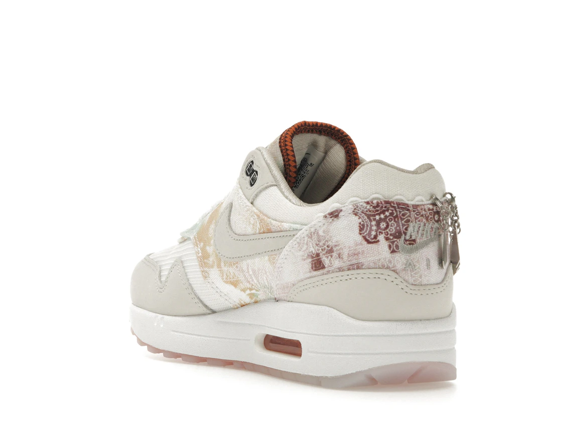 Vue 25 de Nike Air Max 1 '87 Metal Charms Phantom Mint Foam 