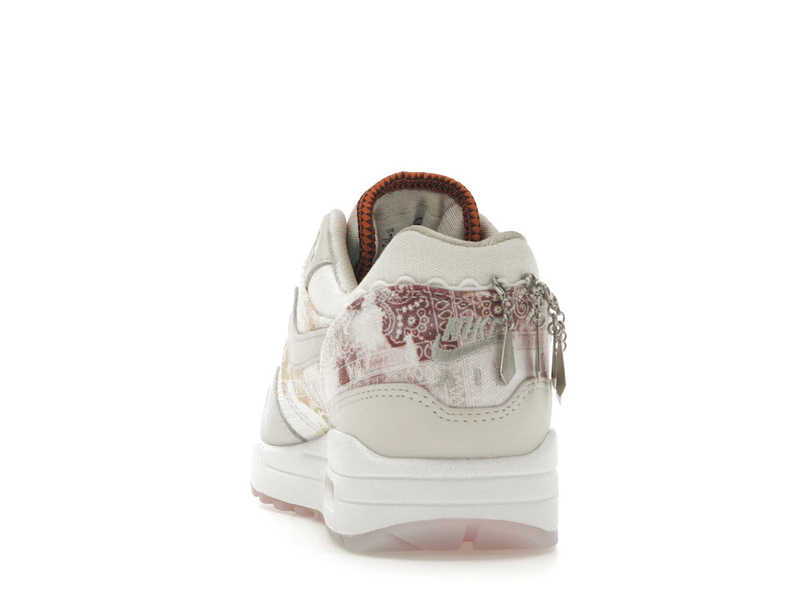 Vue 27 de Nike Air Max 1 '87 Metal Charms Phantom Mint Foam 