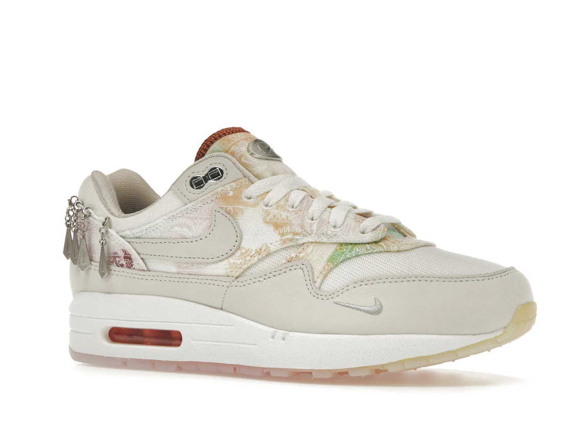 Vue 4 de Nike Air Max 1 '87 Metal Charms Phantom Mint Foam 