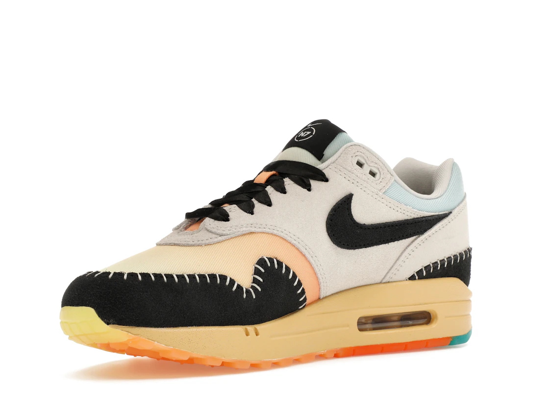 Vue 15 de Nike Air Max 1 '87 N7 (2024)