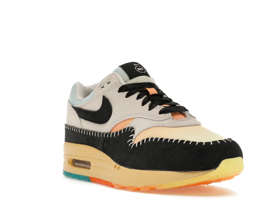 Vue 6 de Nike Air Max 1 '87 N7 (2024)