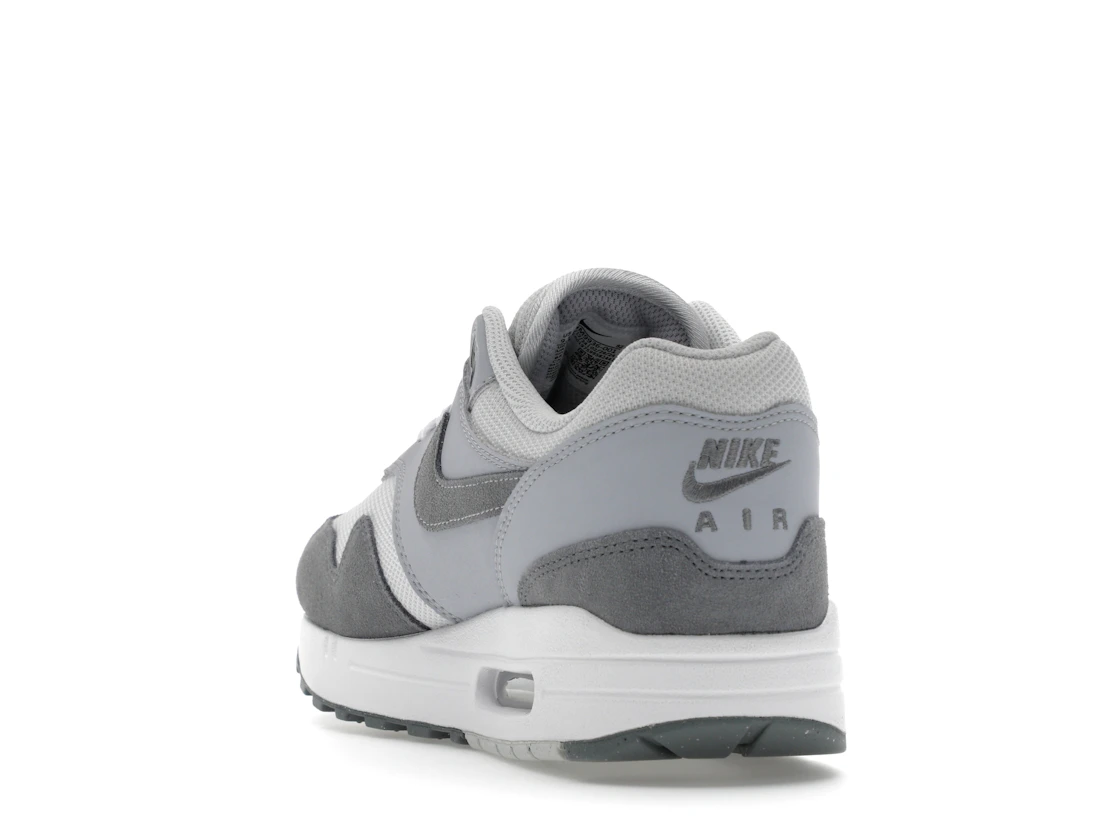 Vue 26 de Nike Air Max 1 '87 Photon Dust Wolf Grey