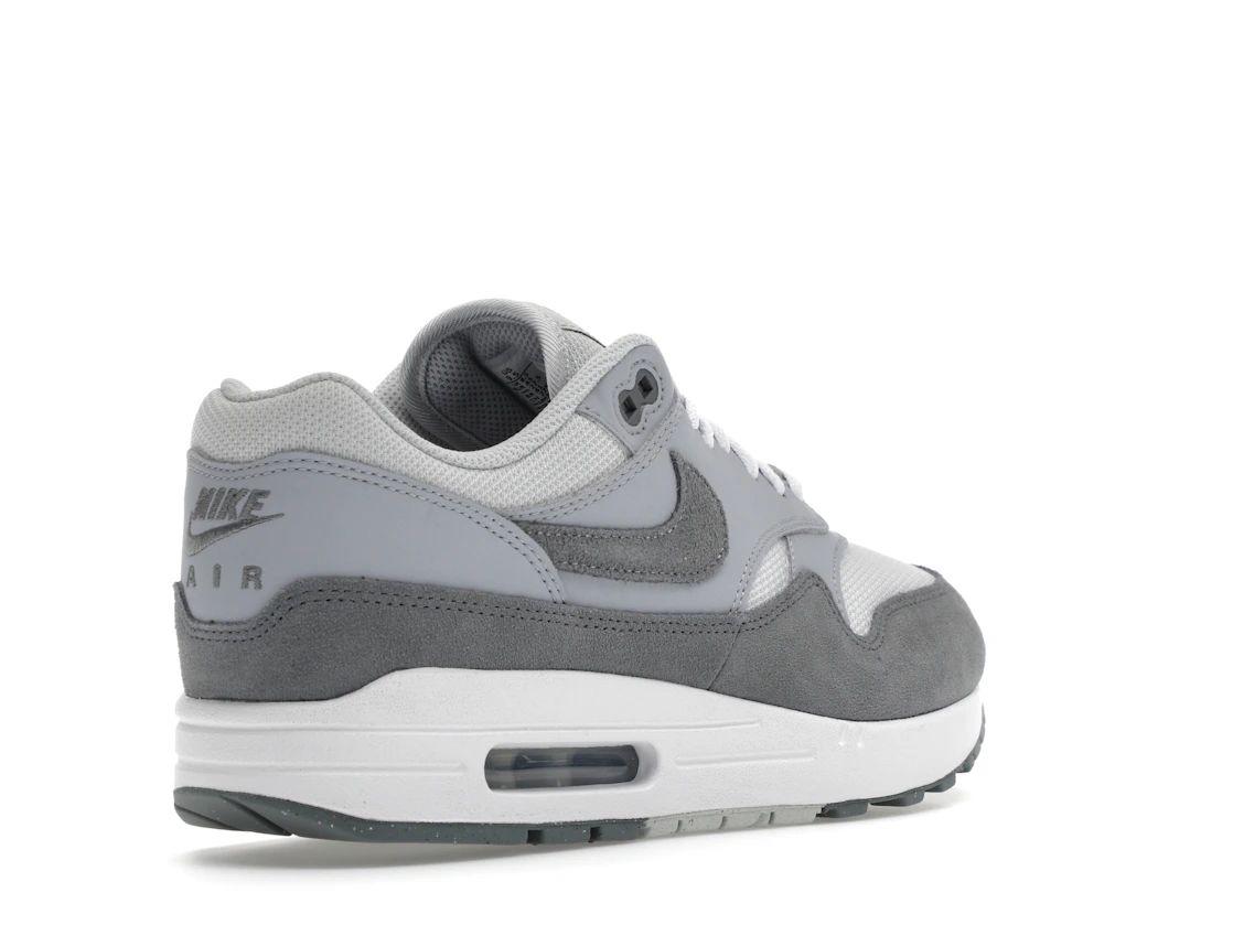 Vue 32 de Nike Air Max 1 '87 Photon Dust Wolf Grey