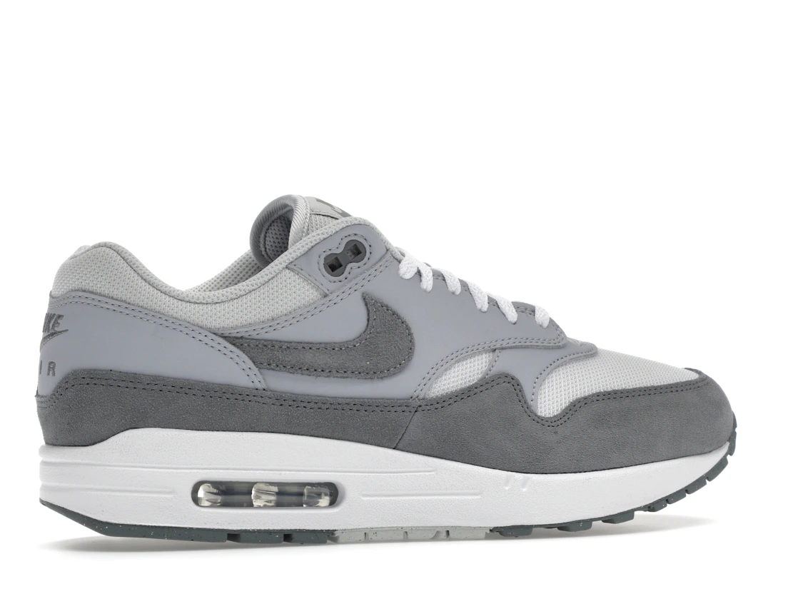 Vue 35 de Nike Air Max 1 '87 Photon Dust Wolf Grey