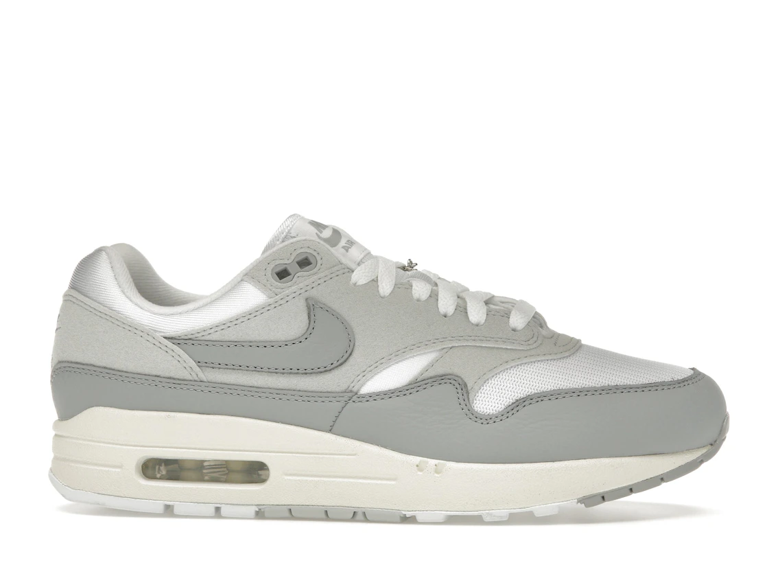 Vue 2 de Nike Air Max 1 '87 Pure Platinum 