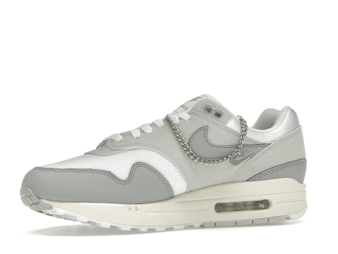 Vue 17 de Nike Air Max 1 '87 Pure Platinum 