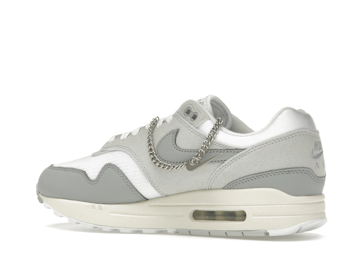 Vue 22 de Nike Air Max 1 '87 Pure Platinum 