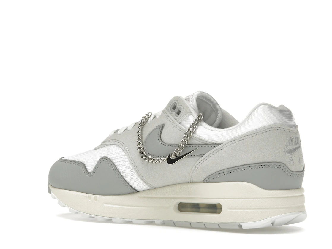 Vue 23 de Nike Air Max 1 '87 Pure Platinum 