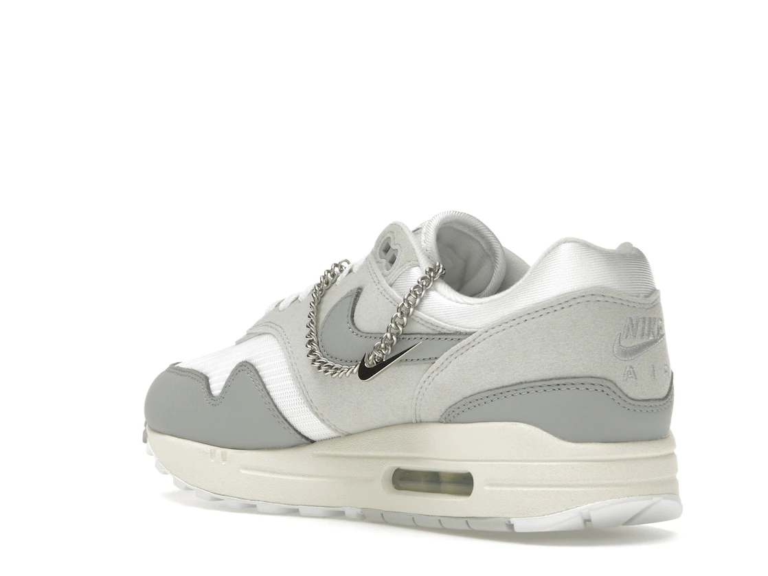 Vue 24 de Nike Air Max 1 '87 Pure Platinum 
