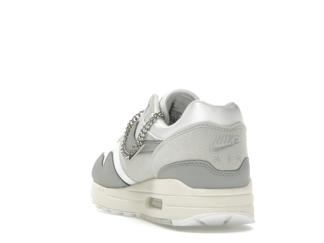 Vue 26 de Nike Air Max 1 '87 Pure Platinum 
