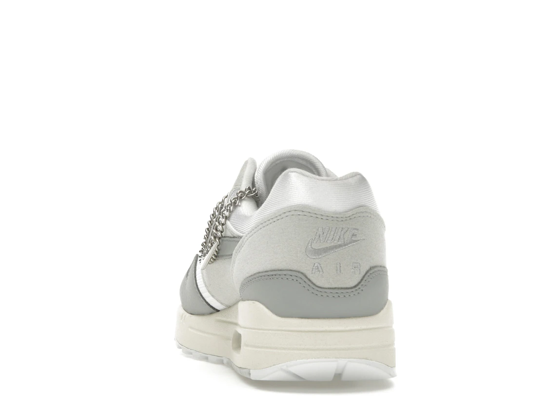 Vue 27 de Nike Air Max 1 '87 Pure Platinum 