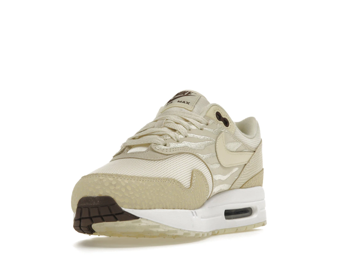 Vue 13 de Nike Air Max 1 '87 Safari Coconut Milk 