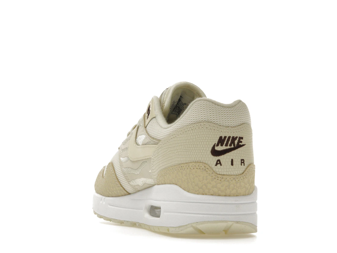Vue 26 de Nike Air Max 1 '87 Safari Coconut Milk 